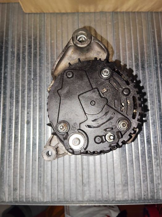 Alternador Peugeot 106 1.5 Diesel