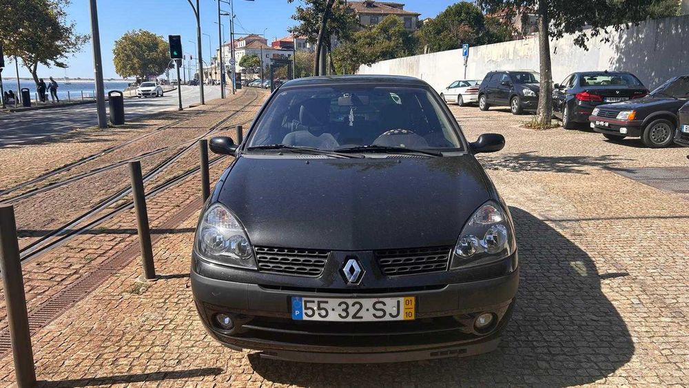 Vendo Renault Clio 1.2 16V - Gasolina c/ 158.607 Km