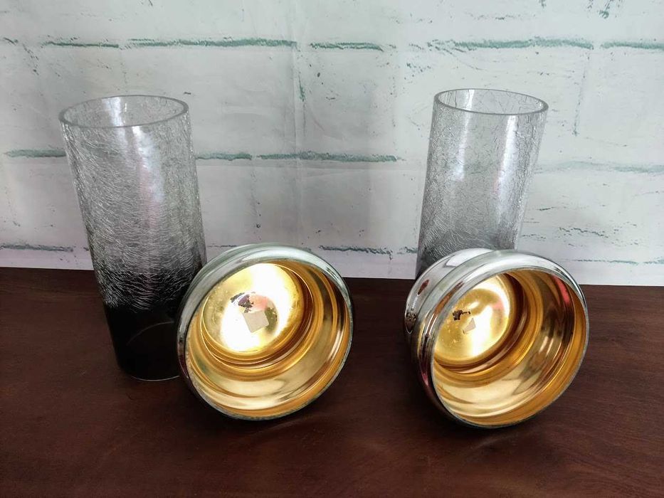 Par de porta velas em vidro e metal