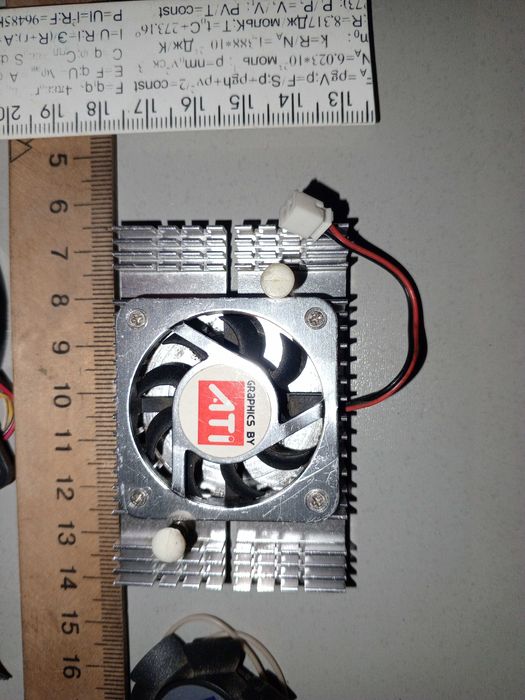 Вентилятор кулер управляемый 3pin для плат.