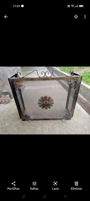 Vendo maquina de escrever,grelha de lareira, e cómoda para resto