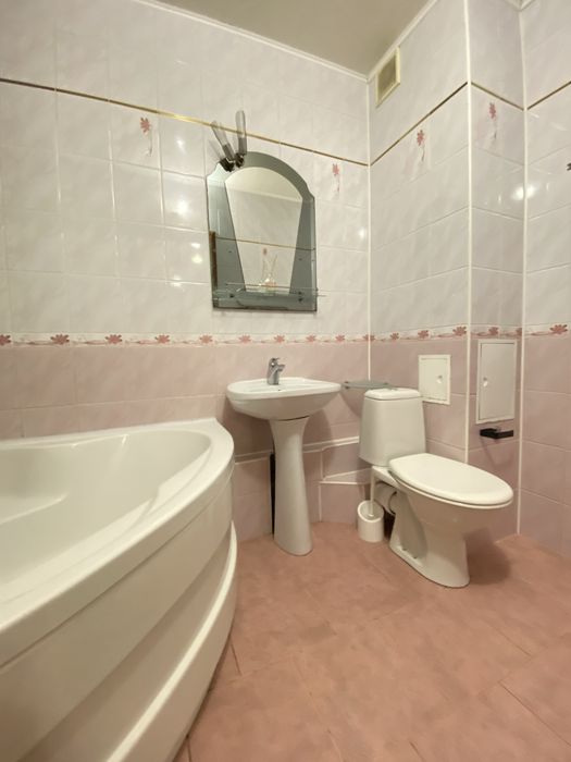 Продаж 1 кімнатної квартири-43,5 м2 по вулиці Героїв Гостомеля з мінімальним оформленням і газом