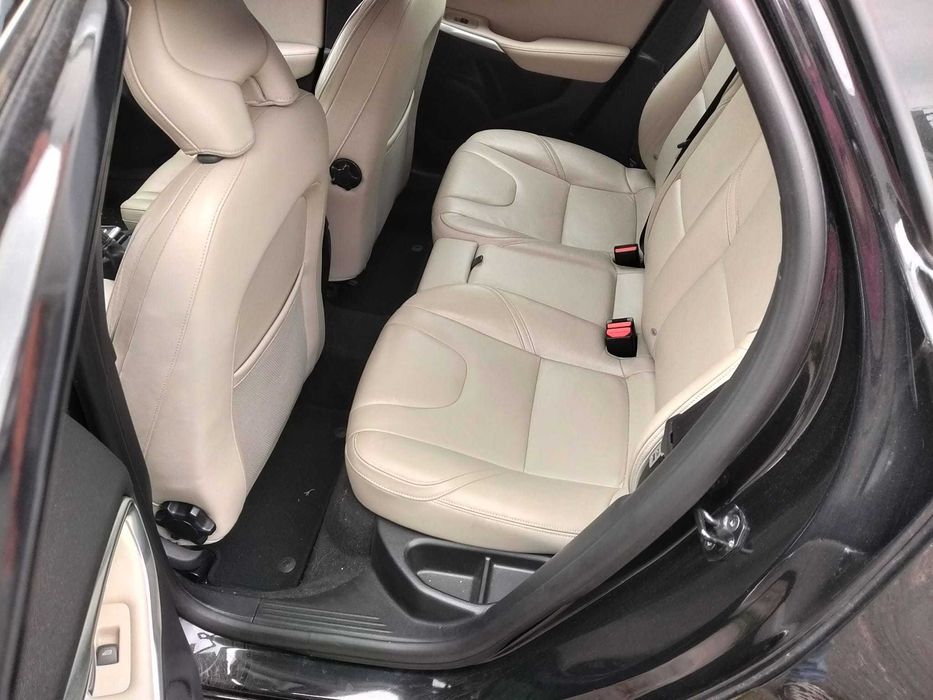 Volvo V40 1.6D (2013)