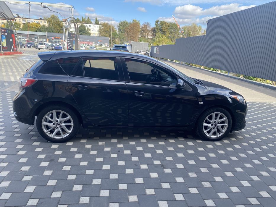 Продам гарну автивку