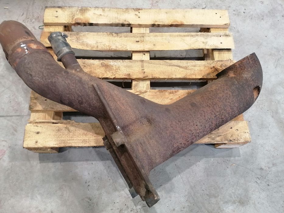 Kolano wydechowe Case 7110, 7120, 7130, 7140, 7150
