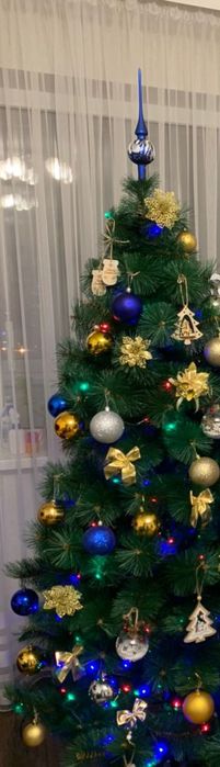 Продам новогоднюю искусственную елку и игрушки к ней