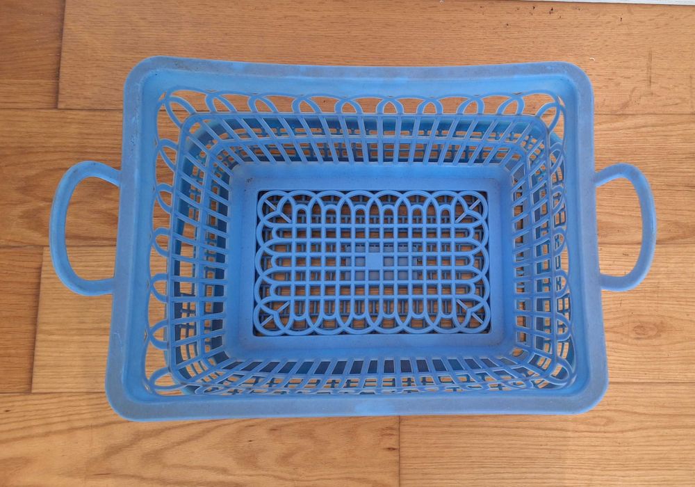 Cesto roupa para engomar em plástico