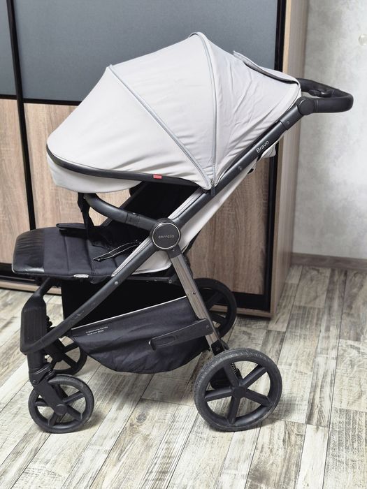 Дитяча коляска Carello Bravo