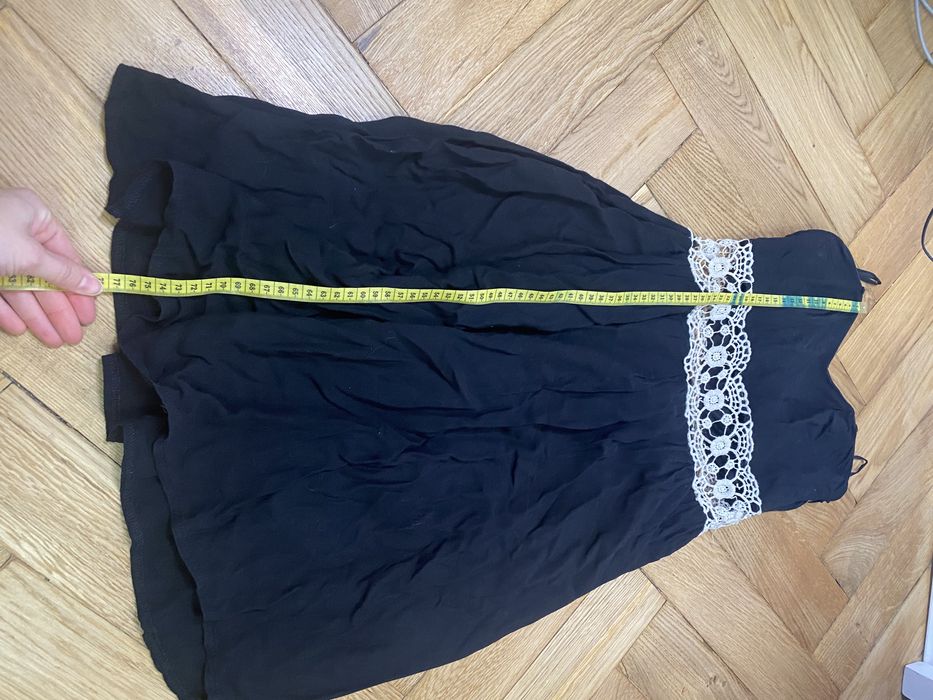 Sukienka krótka czarna z koronką 38 M S Rare London