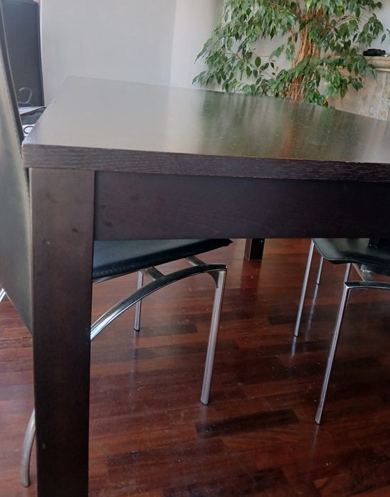 Mesa de jantar extensível