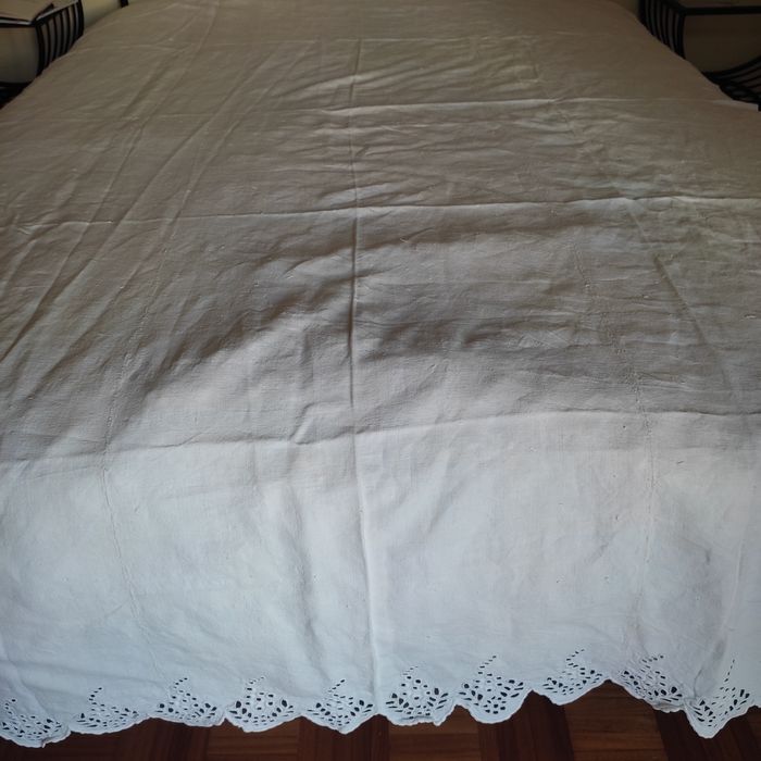 Colcha/Coberta em linho . Medidas e dados na foto 3