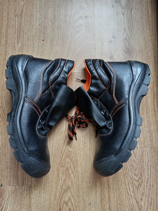 Робочі ботінки 44 і 45