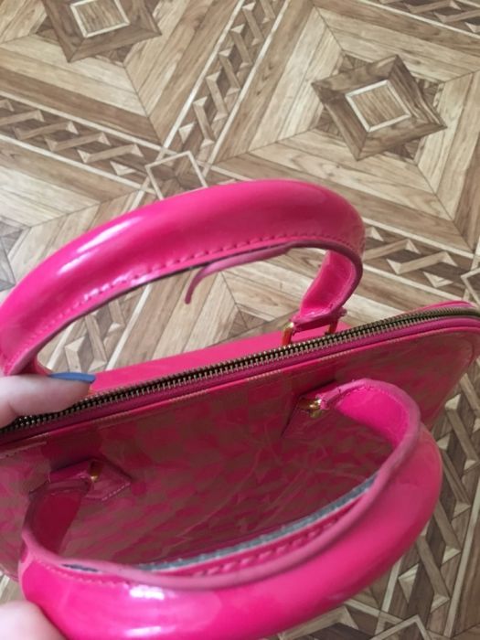 Сумка яркая для лета , люкс Louis Vuitton