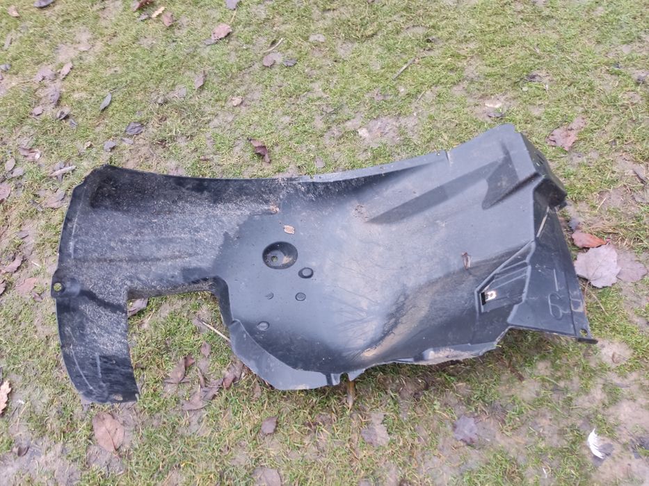 Nadkole bmw E90 przód lewy