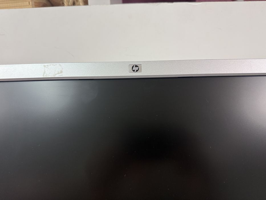 Monitor HP 17 cali