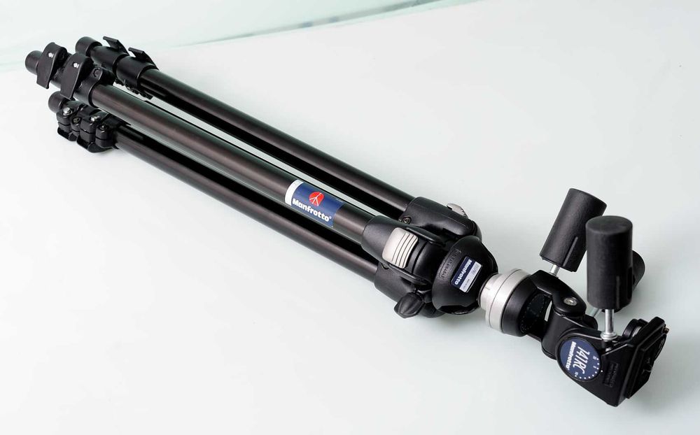 Manfrotto 055 PRO + glowica Manfrotto 141 RC