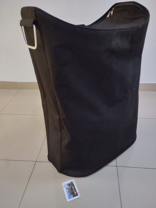 Cesto de roupa ou de arrumação