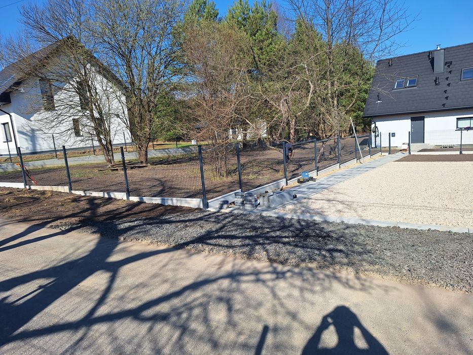 Ogrodzenia*panelowe*betonowe*bramy*furtki*montaz*sprzedaz*