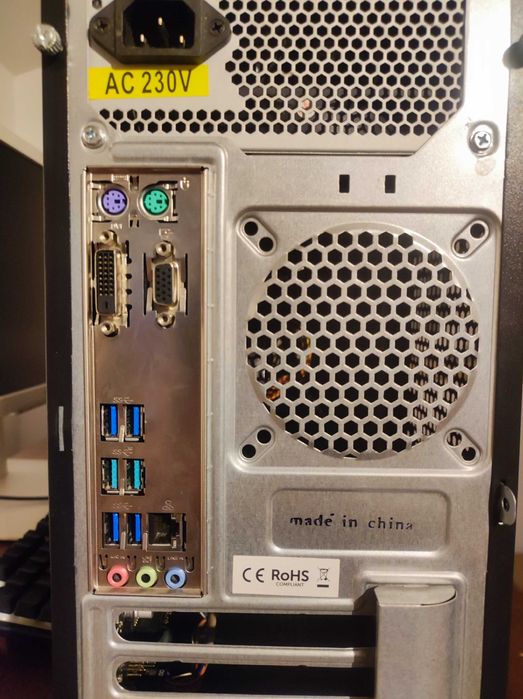 PC Trabalho/Gaming Athlon 3000G • 8GB 2400 • 120GB SSD + 500GB HDD