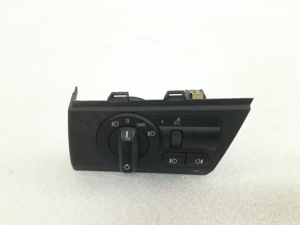 Botão / interruptor de luzes BMW X3 (E83)