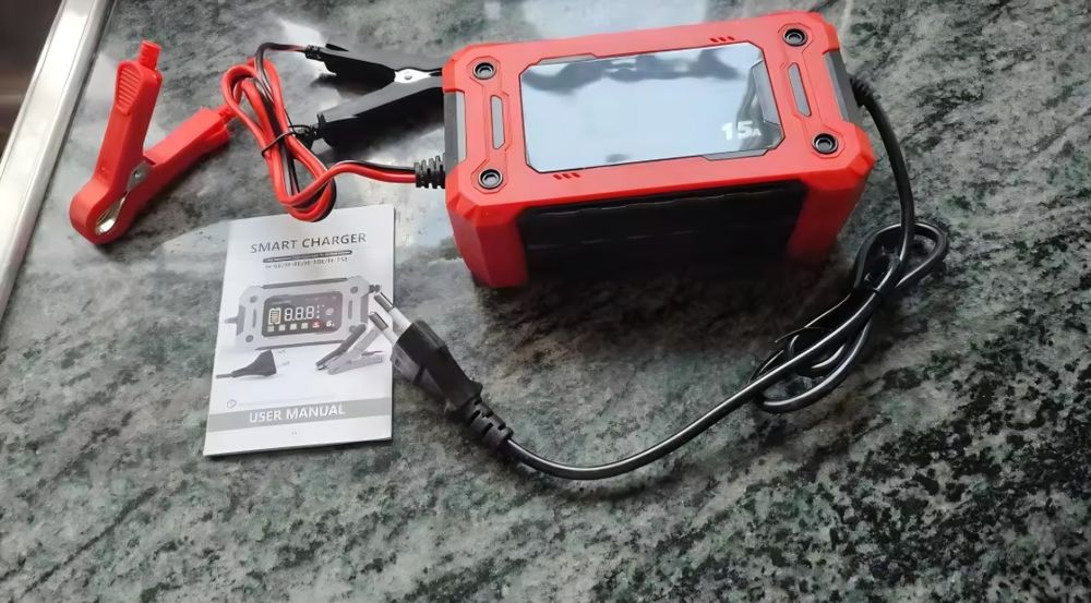 Зарядний пристрій AGM, LiFePol4 12V 15A