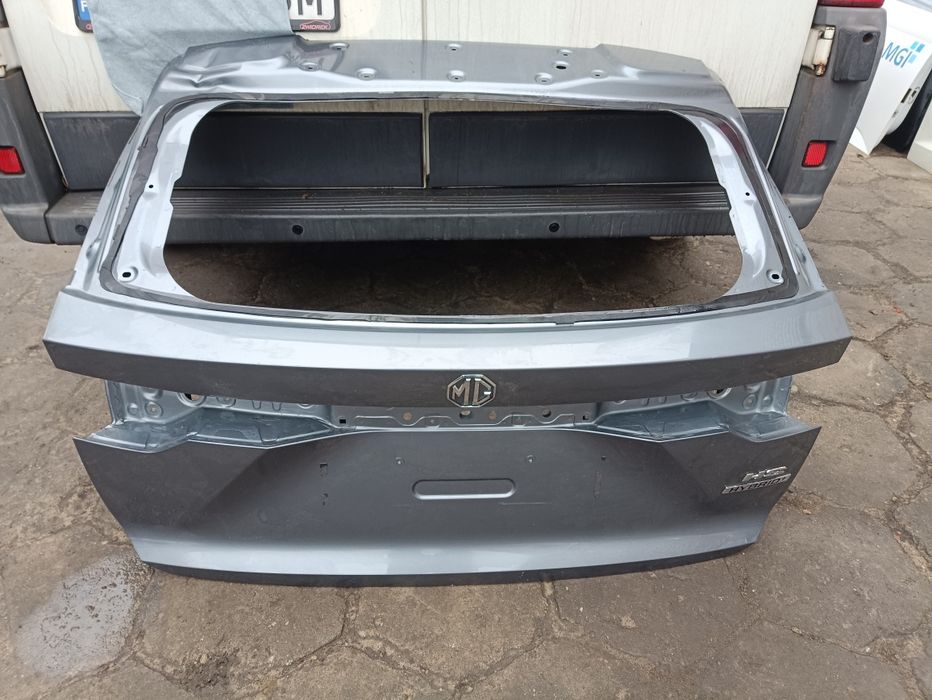 MG HS klapa tylna tył  pokrywa bagażnika