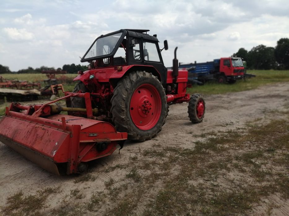Ciągnik rolniczy MTZ 82