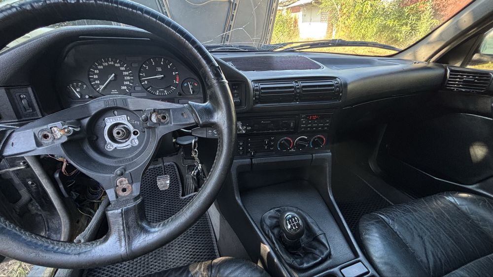 BMW E34  M50B20
