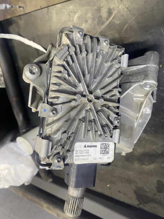 Муфта повного приводу роздатка редуктор диференціал audi q5 80a