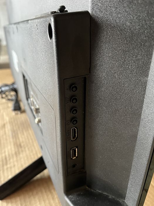 Телевізор Grundig. TW46 40 дюймів.