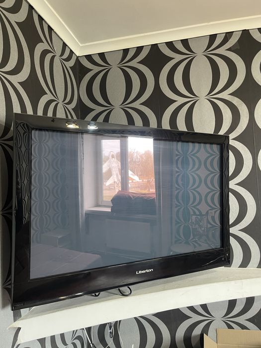 Телевізор 42 діагональ