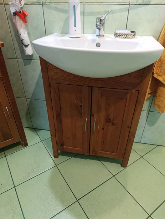 Zestaw łazienkowy z umywalką