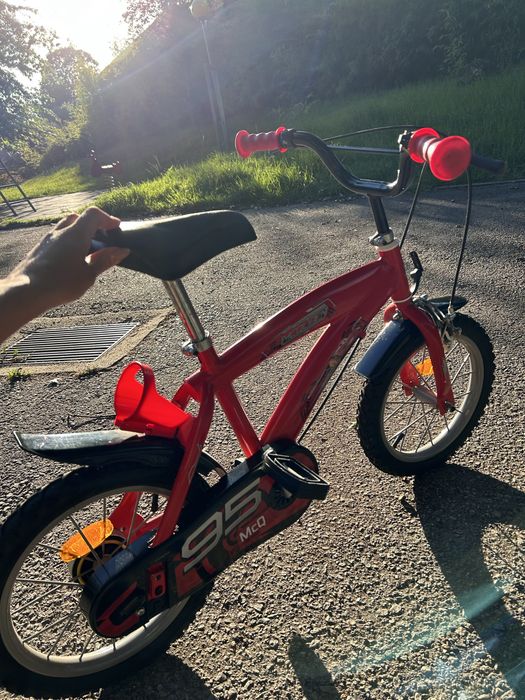 Bicicleta Roda 14 - 4-7anos faisca mcqueen