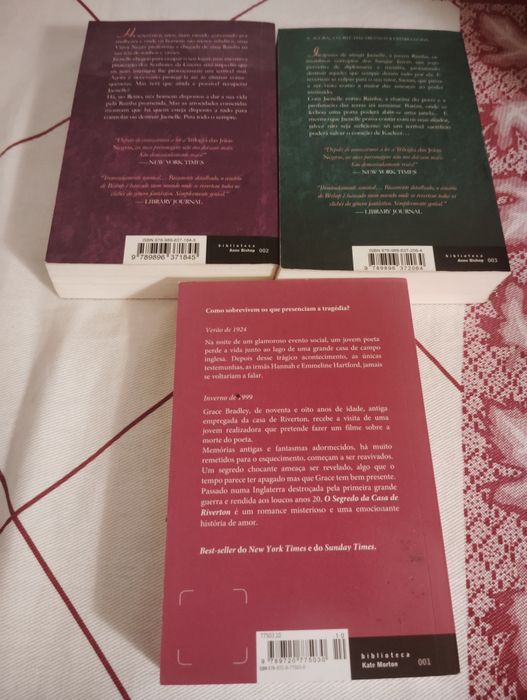 Livros de Bolso de Romance Como Novos