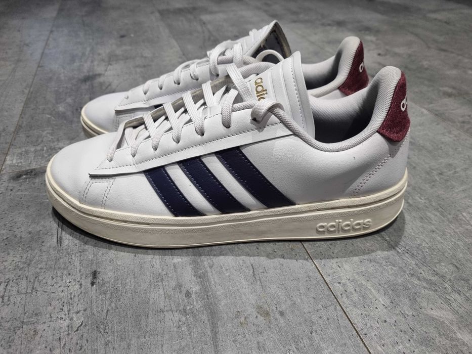 Buty rozmiar 44 Adidas Grand Court Alpha Shoes