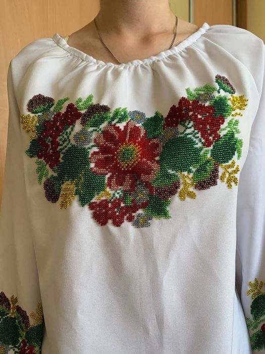 Вишиванка з бісеру