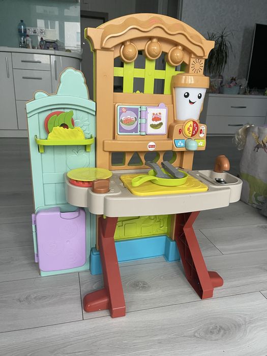 Ігровий центр Fisher Price Garden Kitchen