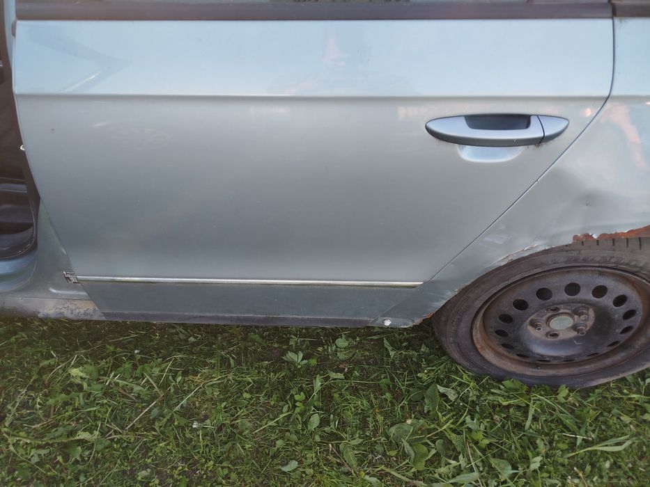 Passat B6 LB5M części Klapa Drzwi Tapicerka