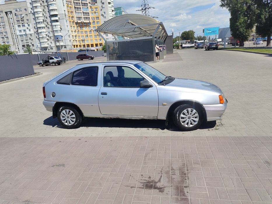 Продам опель кадет