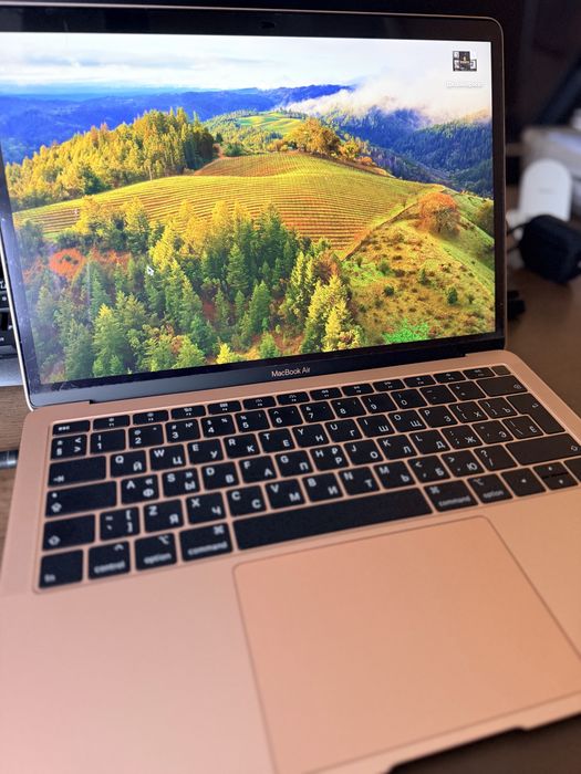 MacBook Air Retina 13,3” Gold 8/128Gb (A1932)