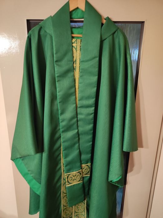 Ornat dla ksiedza stula i welonik kielichowy