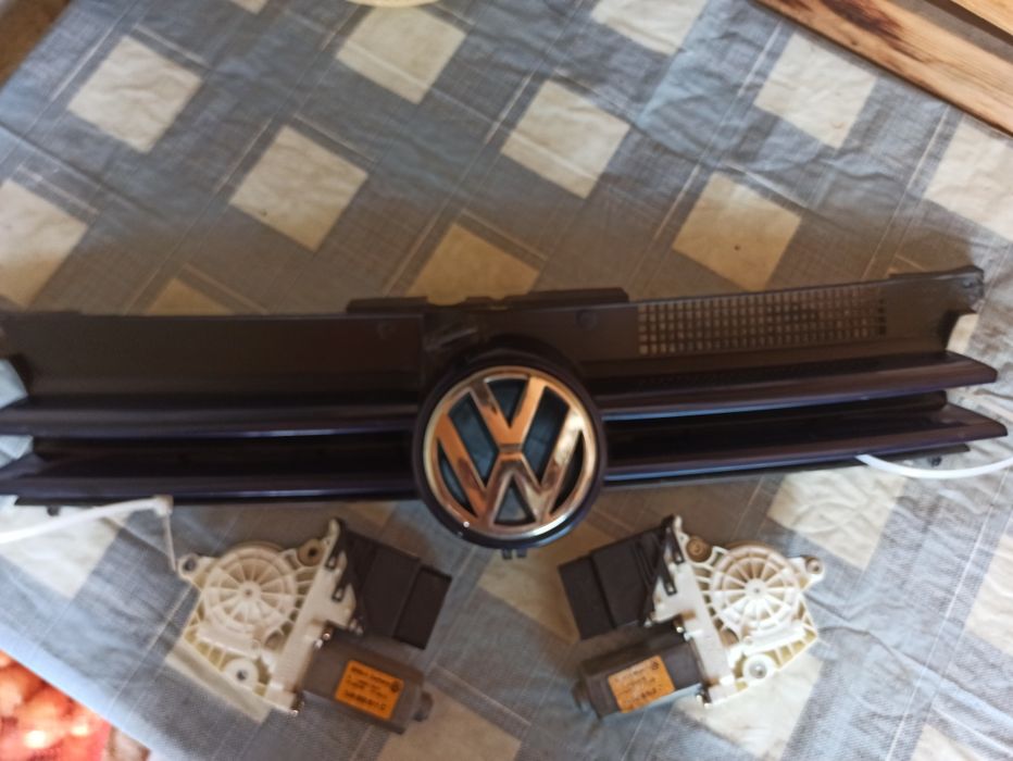 Бампер vw golf 4 та інші запчастини