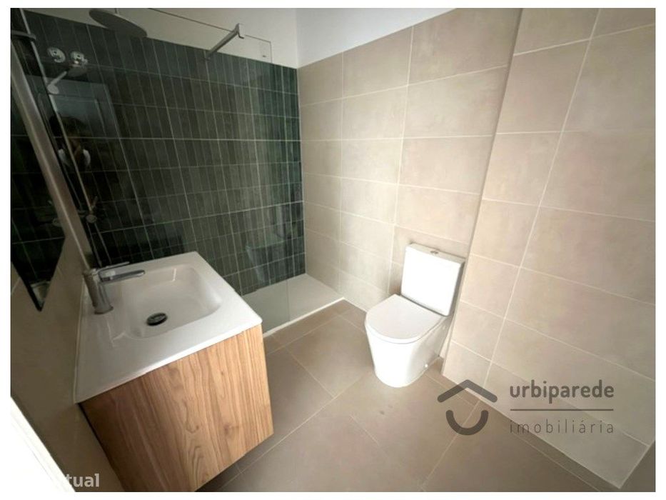 Apartamento T2 remodelado, Figueirinha Oeiras.