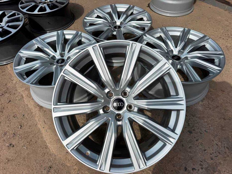 Оригінальні диски Audi Q8 Q7 Q5 5x112 R20 Vw Touareg 4M8601025