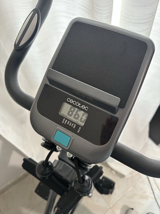 Bicicleta ergométrica Cecotec NEO 3000