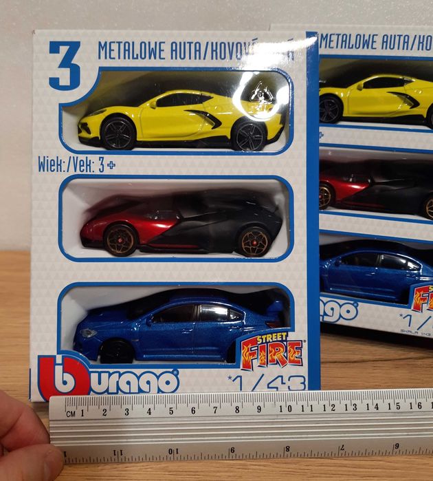 NOWY zestaw 3 autek Bburago 1:43, Kolekcja Burago, samochody, prezent