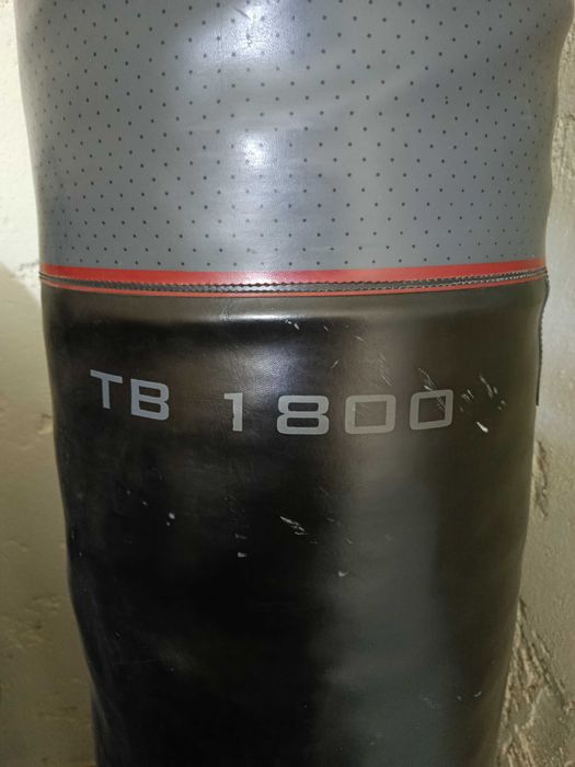 Saco de Boxe Domyos TB1800 – 190 cm – 60 kg