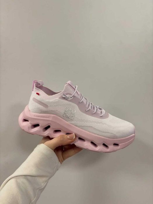 37-40 розмір - Running Cloudtilt в кольорі Pale Pink
