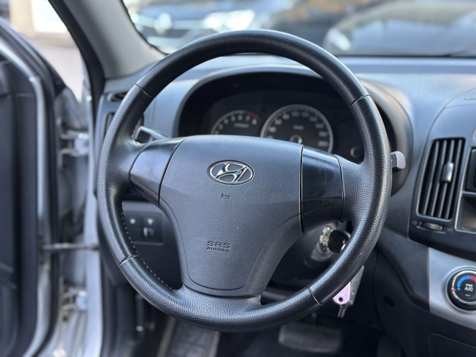 Продам Hyundai Elantra 2011
