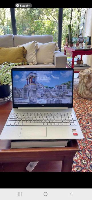 Notebook usado em bom estado. Negociável